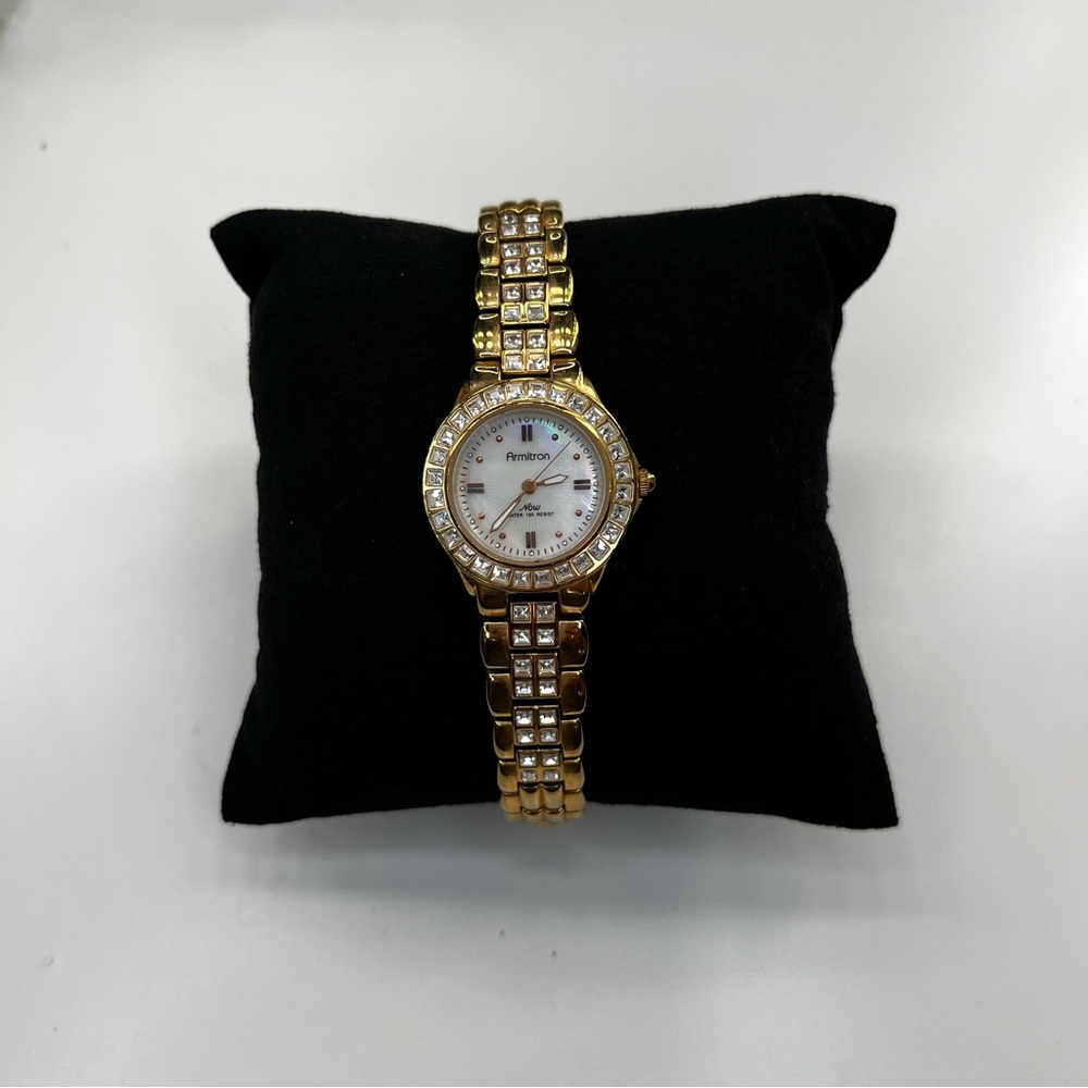 Armitron Now 75/3689GP Quartz Analog Women's Watch Gold New‎ Battery Working